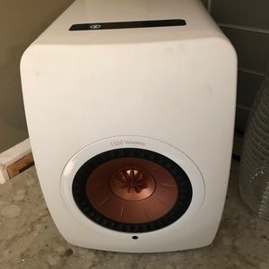 KEF LS50 wireless speaker system